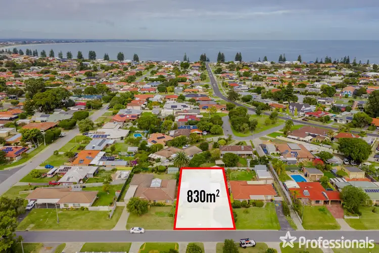 Second view of Homely house listing, 5 Heaton Way, Safety Bay WA 6169