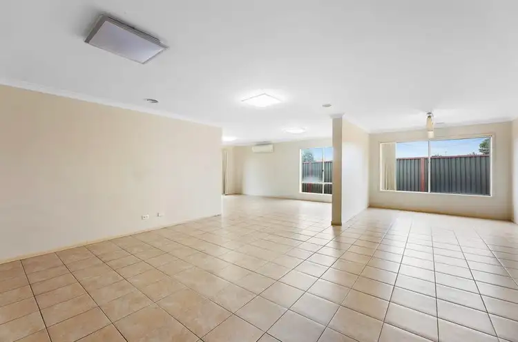 Fifth view of Homely house listing, 6 St James Close, Burnside Heights VIC 3023