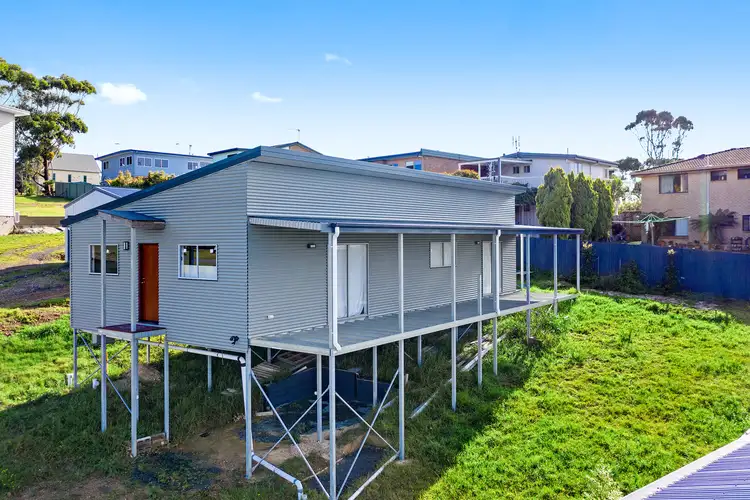 25 Yabbarra Drive, Dalmeny NSW 2546