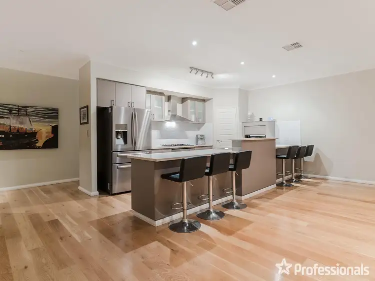 Fifth view of Homely house listing, 6 Pierce Mews, Baldivis WA 6171
