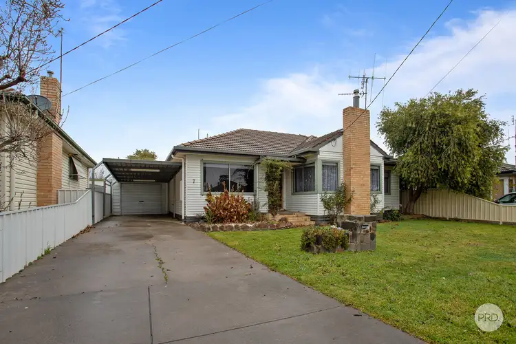 Second view of Homely house listing, 7 Cahill Street, White Hills VIC 3550