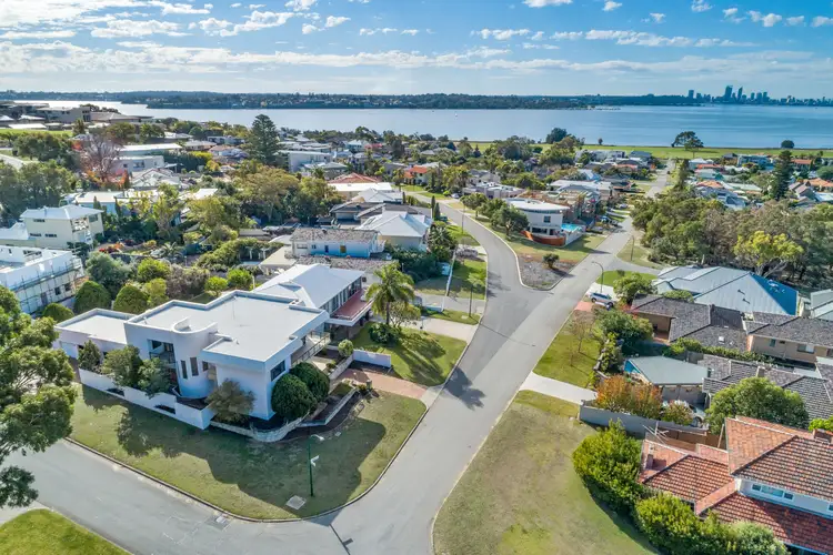 30 Doongalla Road, Attadale WA 6156
