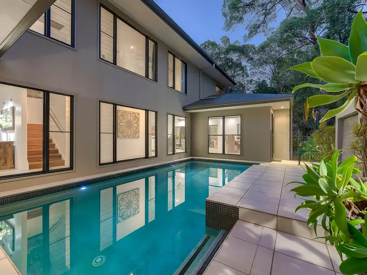 Main view of Homely house listing, 2/213 Taringa Parade, Taringa QLD 4068
