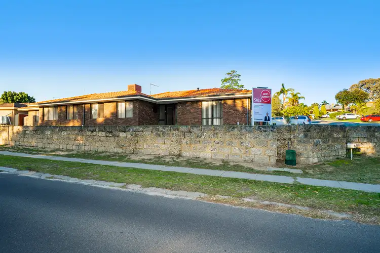 43 Creaney Drive, Kingsley WA 6026