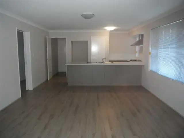 Sixth view of Homely house listing, 5 Stellaria Avenue, Halls Head WA 6210