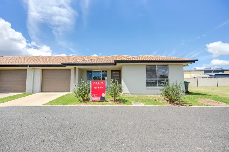 Second view of Homely semi-detached listing, 6/1 Carlito Circuit, Tamworth NSW 2340