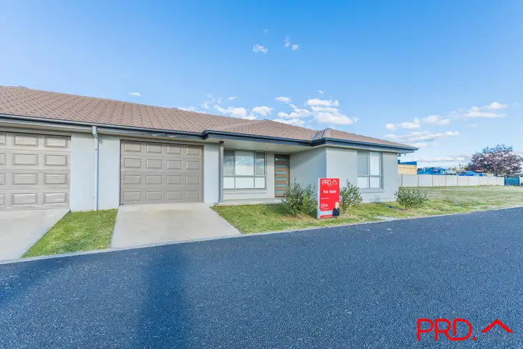 Third view of Homely semi-detached listing, 6/1 Carlito Circuit, Tamworth NSW 2340