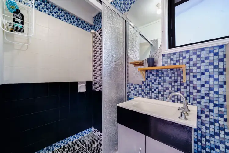 Sixth view of Homely house listing, 5 Overton Court, Crestmead QLD 4132