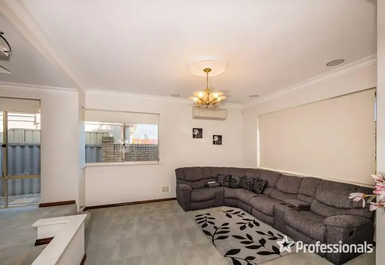 Fourth view of Homely house listing, 10 Venice Retreat, Warnbro WA 6169