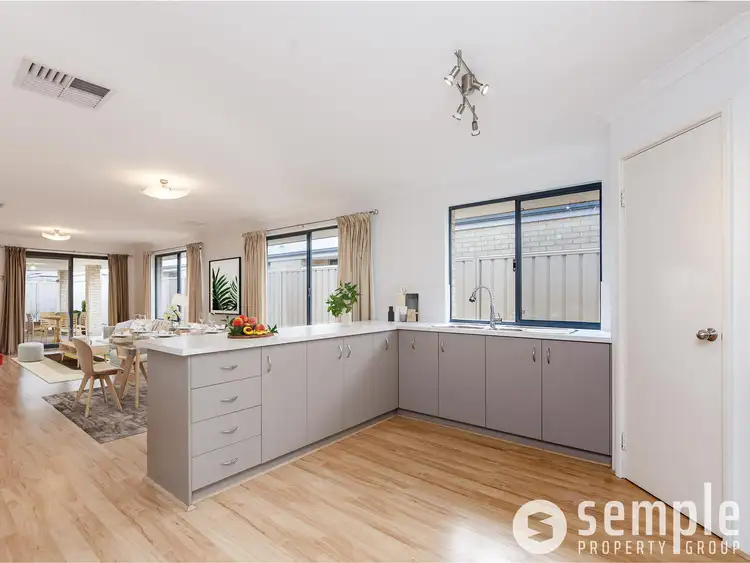 Second view of Homely house listing, 4 Branch Circus, Success WA 6164