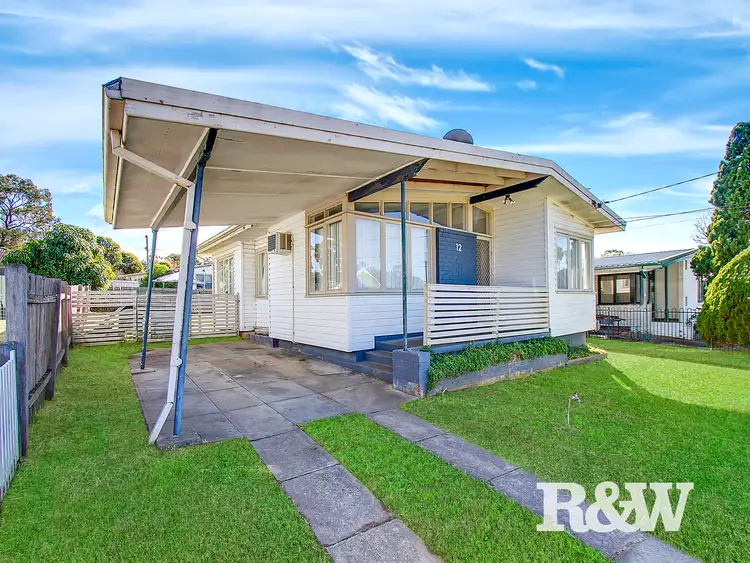 12 Rotorua Street, Lethbridge Park NSW 2770