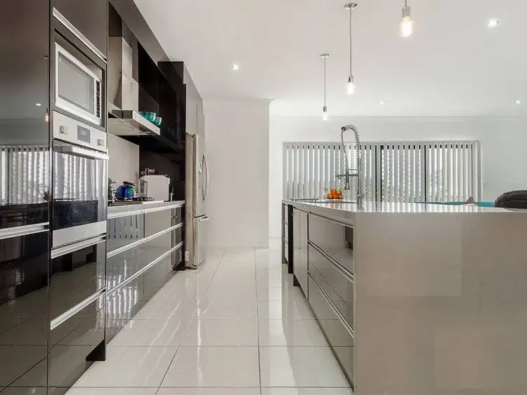 39 Coach Way, Upper Coomera QLD 4209