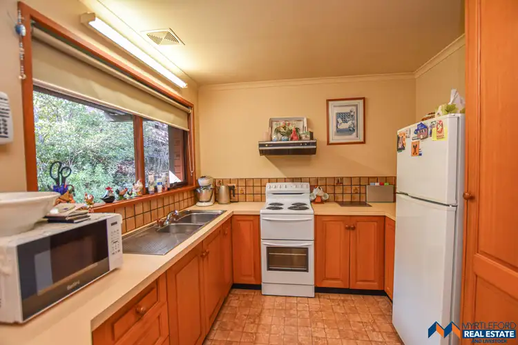 Fourth view of Homely unit listing, 2/31 Robertson Street, Myrtleford VIC 3737