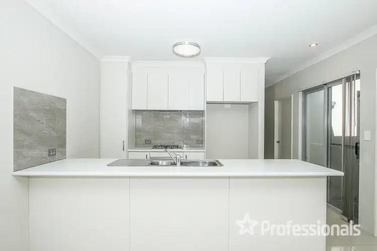 Fourth view of Homely house listing, 9/89 Redstone Trail, Ellenbrook WA 6069