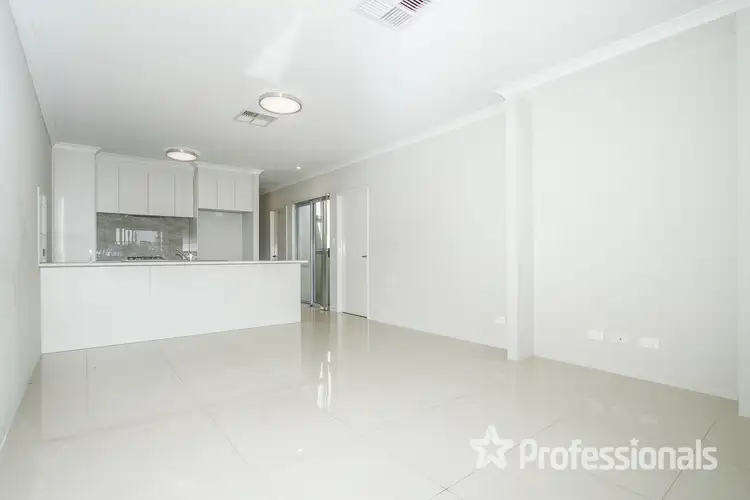 Fifth view of Homely house listing, 9/89 Redstone Trail, Ellenbrook WA 6069