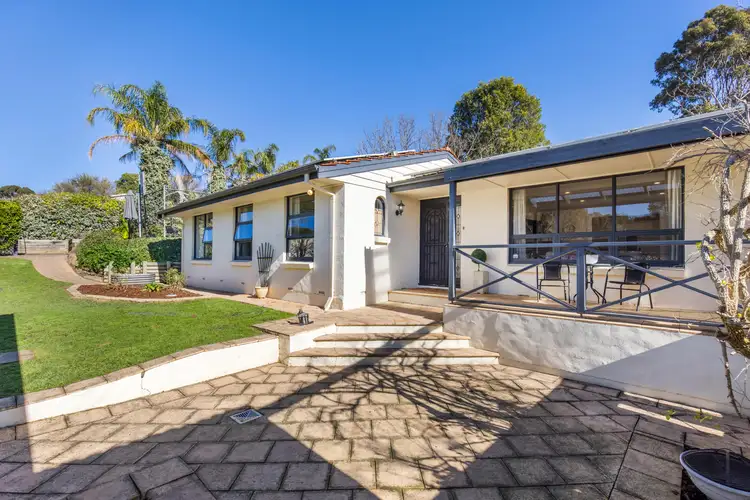 16 Goldsack Avenue, Coromandel Valley SA 5051