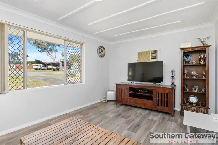 Fourth view of Homely house listing, 9 Hefron Way, Parmelia WA 6167