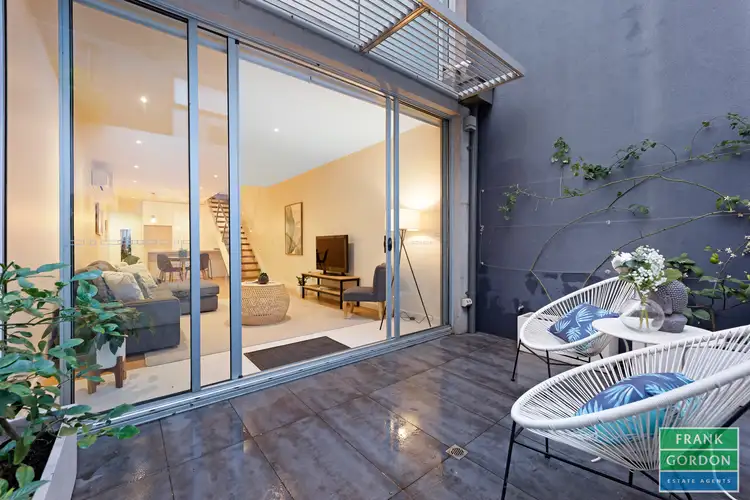 Unit 1/157-159 Bay Street, Port Melbourne VIC 3207