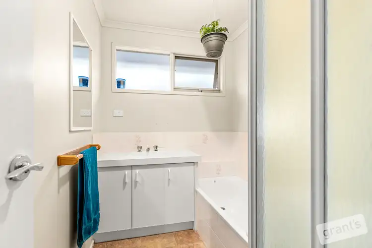Seventh view of Homely house listing, 13 Souhail Court, Berwick VIC 3806