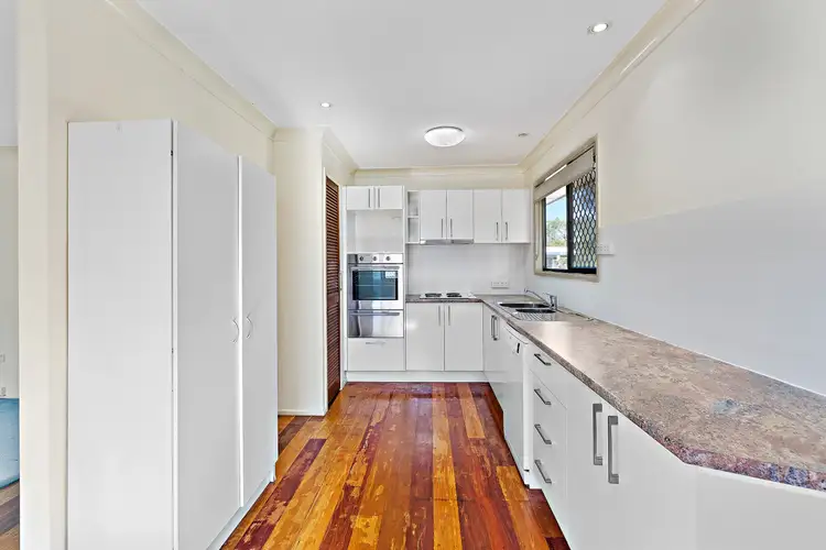 12 Magpie Street, Birkdale QLD 4159