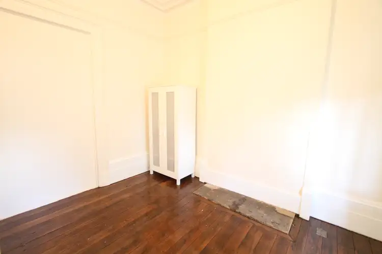 Main view of Homely unit listing, 4/88-90 Enmore Road, Newtown NSW 2042