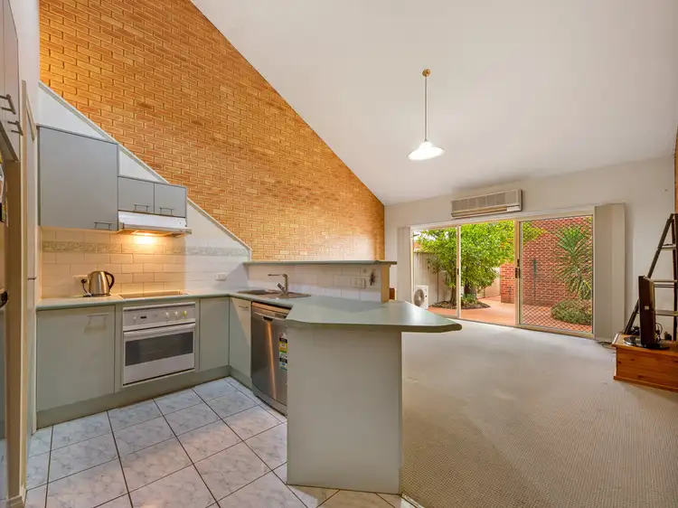 Fourth view of Homely house listing, 4/542 Kotthoff Street, Lavington NSW 2641