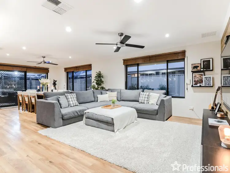 Seventh view of Homely house listing, 8 Platypus Green, Baldivis WA 6171