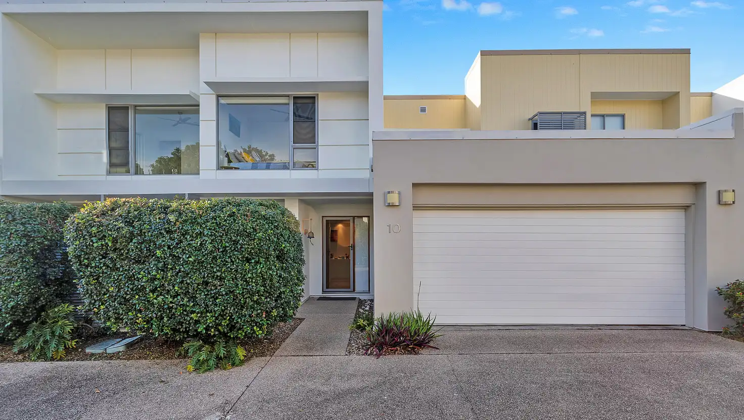 Main view of Homely apartment listing, 10/6-24 Belangason Way, Shoal Point QLD 4750