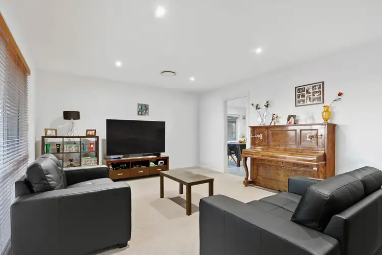 Second view of Homely house listing, 6 McGowan Drive, Skye VIC 3977
