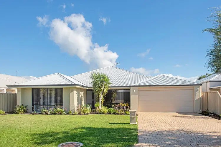 15 Sherwood Crescent, Broadwater WA 6280