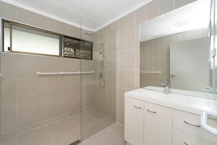 Sixth view of Homely house listing, 5 Minsky Court, Mount Low QLD 4818