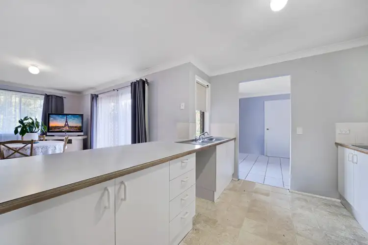 Fifth view of Homely house listing, 7 Earls Court, Heritage Park QLD 4118