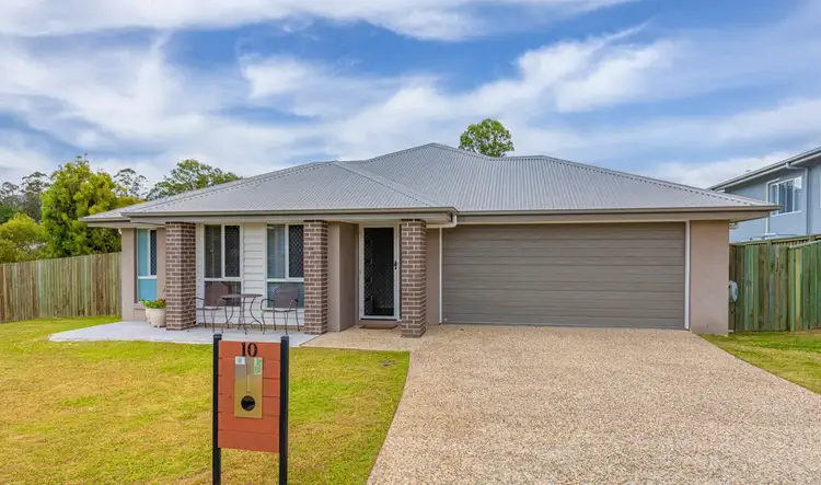 10 Mellumbrook Drive, Landsborough QLD 4550