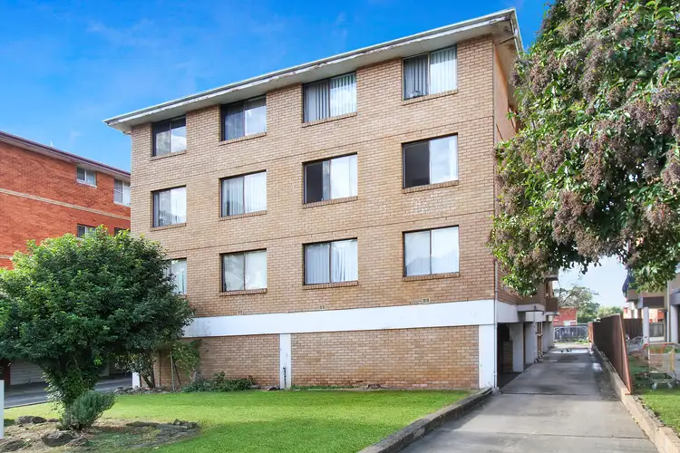 Main view of Homely unit listing, 2/25 York Street, Fairfield NSW 2165