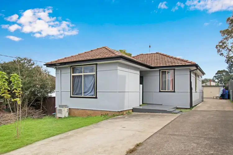 Second view of Homely house listing, 39 Neerini Avenue, Smithfield NSW 2164