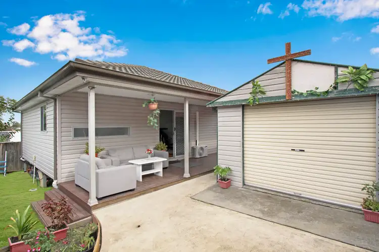 Third view of Homely house listing, 39 Neerini Avenue, Smithfield NSW 2164