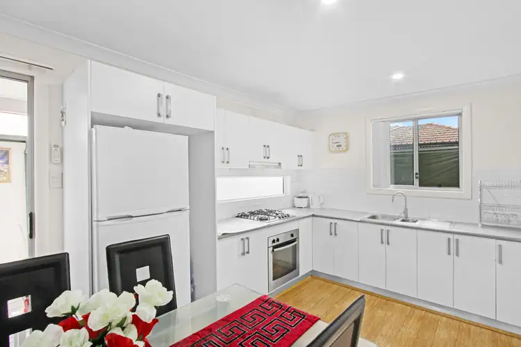 Sixth view of Homely house listing, 39 Neerini Avenue, Smithfield NSW 2164