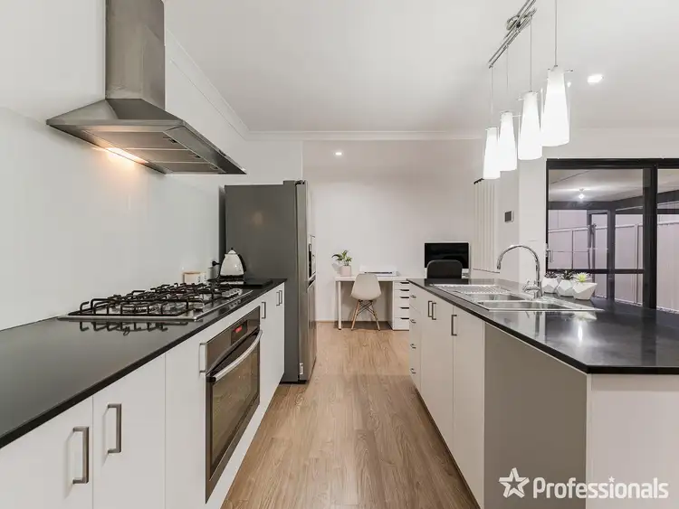 Sixth view of Homely house listing, 33 Bluebill Lane, Baldivis WA 6171