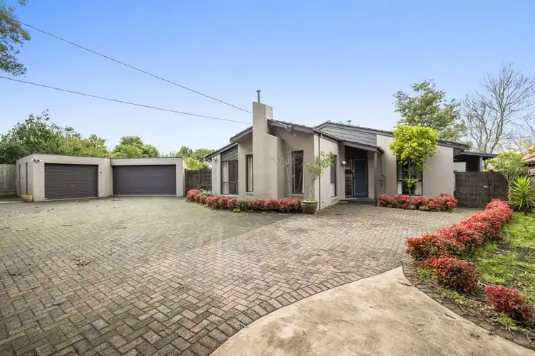 54 Brysons Road, Warranwood VIC 3134