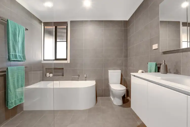 Fifth view of Homely house listing, 4 Stratford Road, Unanderra NSW 2526