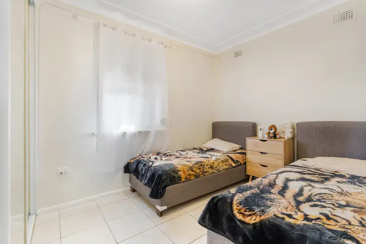 Fourth view of Homely house listing, 925 & 925A The Horsley Drive, Smithfield NSW 2164