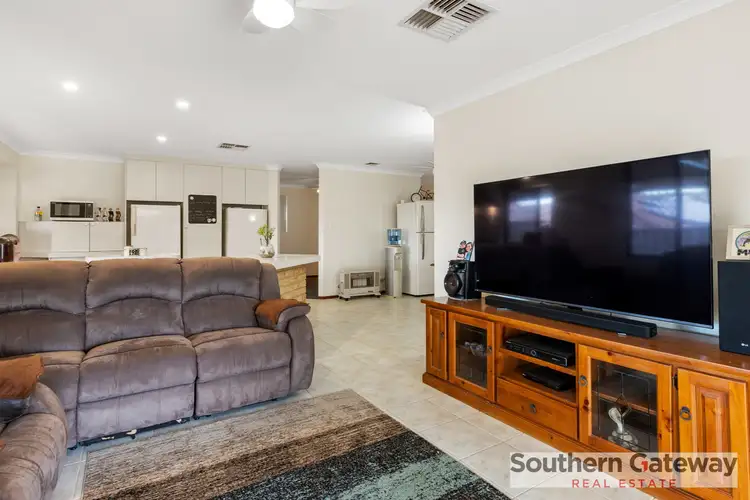 Seventh view of Homely house listing, 13 Werloo Court, Leda WA 6170