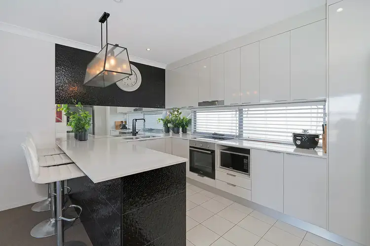 Fifth view of Homely townhouse listing, 49/5074 Emerald Island Drive, Carrara QLD 4211