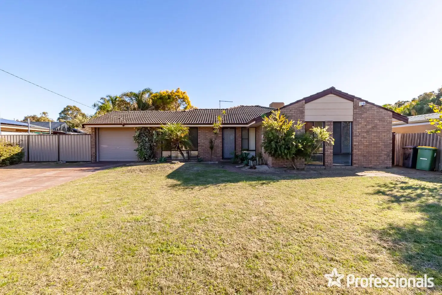 Main view of Homely house listing, 76 Ravenscroft Way, Kelmscott WA 6111