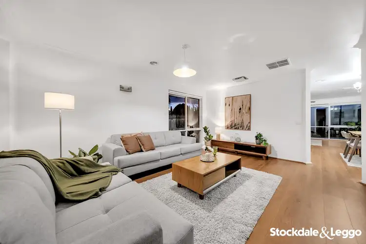 Fifth view of Homely house listing, 8 Merdon Place, Kurunjang VIC 3337