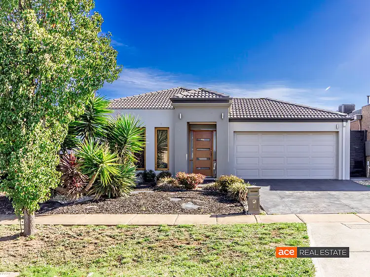 6 Greenfinch Court, Williams Landing VIC 3027