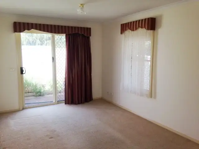 Fourth view of Homely townhouse listing, 1/76 South Road, Yarrawonga VIC 3730