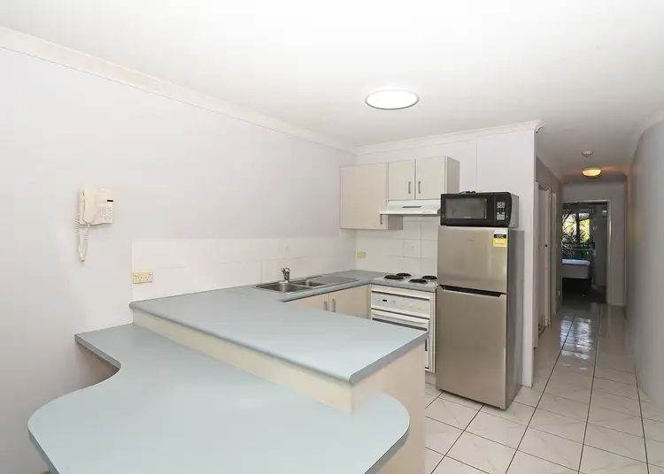 Sixth view of Homely unit listing, 15/386 Esplanade, Torquay QLD 4655