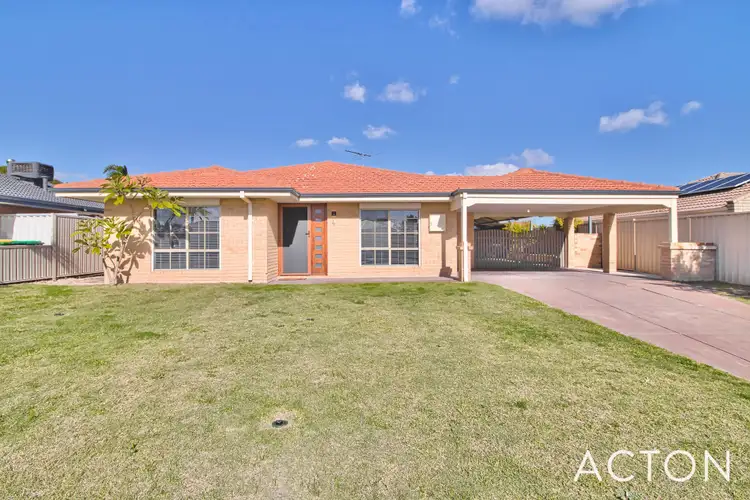 4 Cotton Place, Waikiki WA 6169