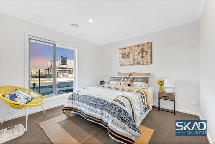 33 Evergreen Crescent, Craigieburn VIC 3064